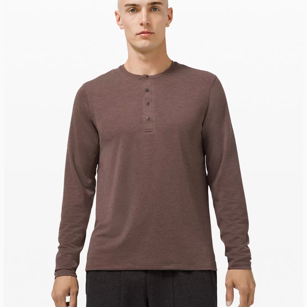Men’s Lululemon Henley long sleeve shirt